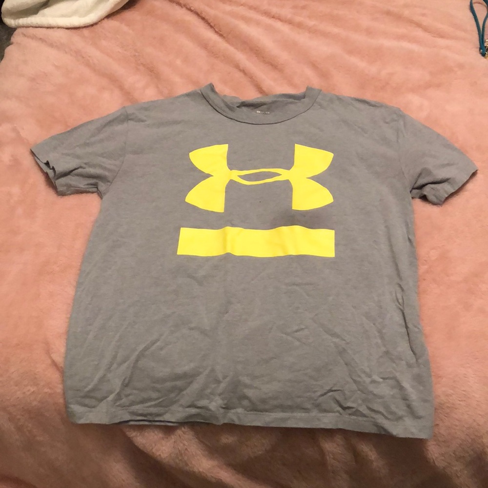 under armor workout shirt